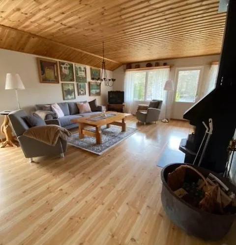 Bjoersjoedal Lake House'S