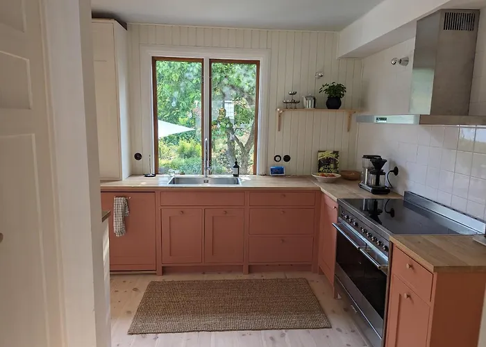 30-Tals Villa Med Naerhet Till Centrala Gbg